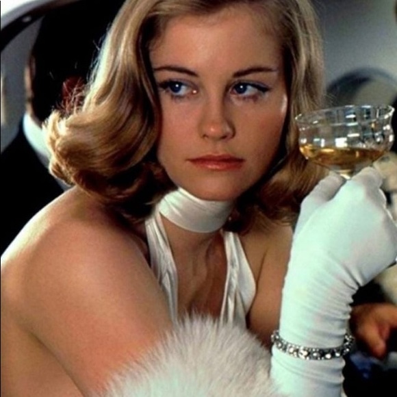 but first, champagne. Art - framed message. - Picture 11 of 16